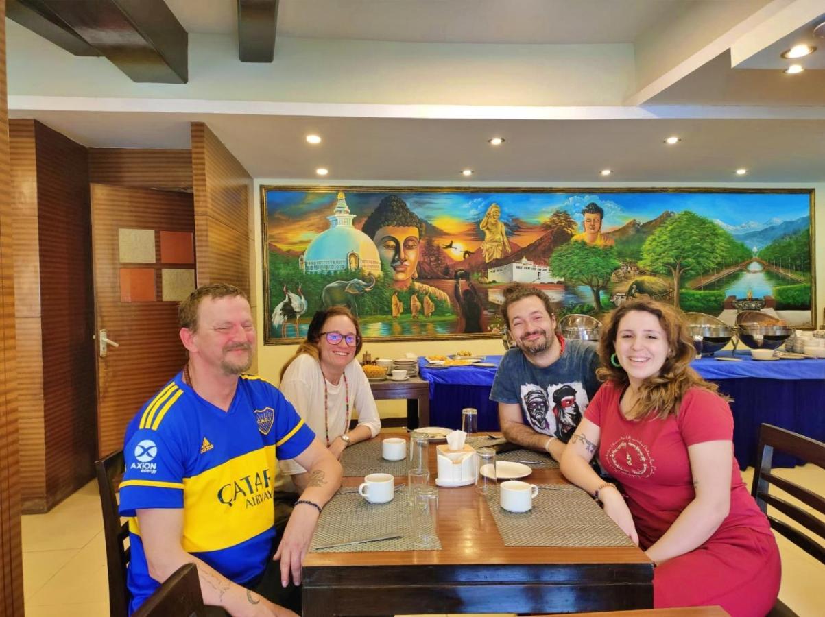 Hotel Peaceland Lumbini Esterno foto