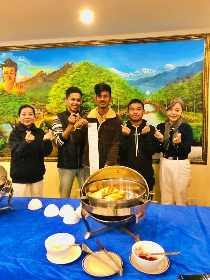 Hotel Peaceland Lumbini Esterno foto