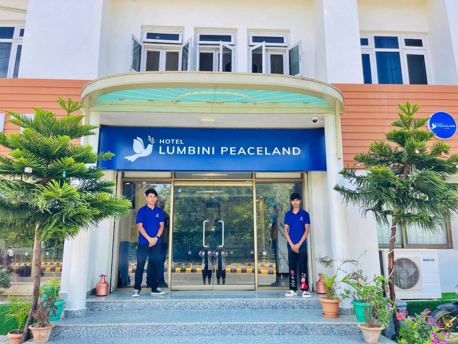 Hotel Peaceland Lumbini Esterno foto