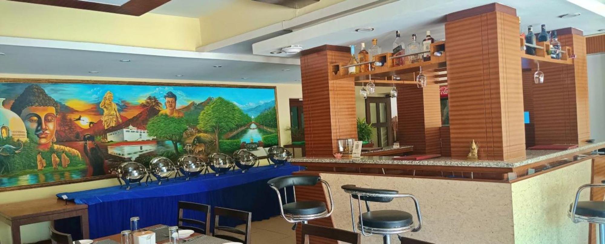 Hotel Peaceland Lumbini Esterno foto